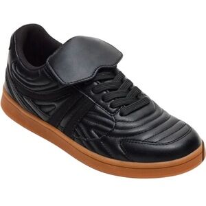 Steve Madden Madrid Low Top Sneaker